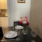 Superb 2-bed Near Spire