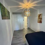 דירה Superb 2-bed Near Spire דבלין